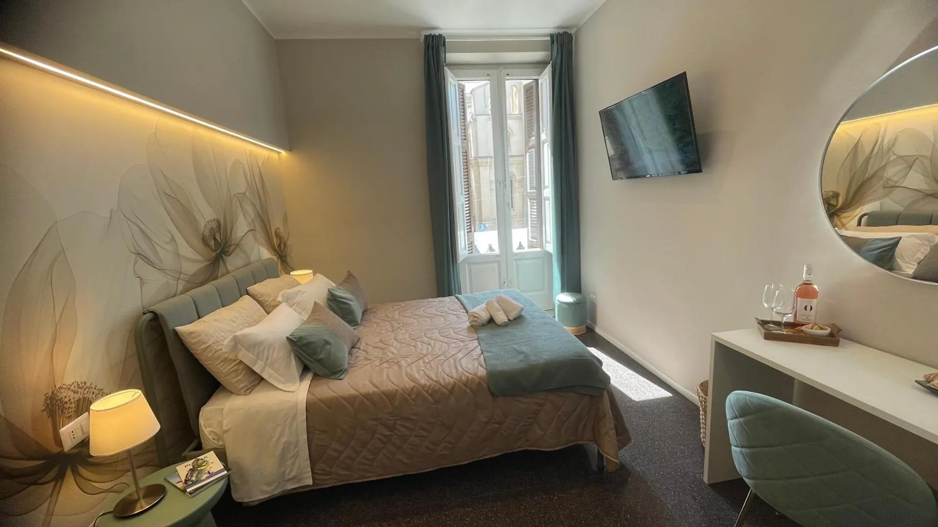 La Finestra Sul Campanile Luxury Suite & Loft Bari Guest house