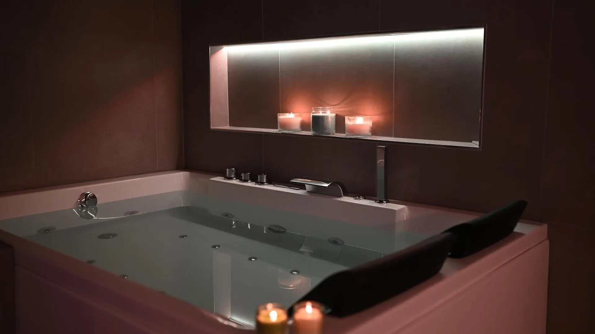 بيت ضيافة La Finestra Sul Campanile Luxury Suite & Loft باري