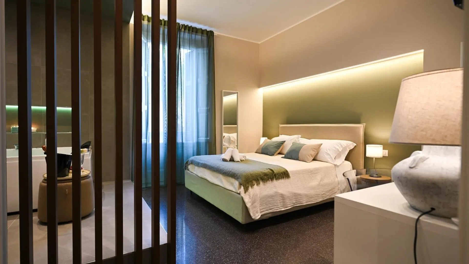 La Finestra Sul Campanile Luxury Suite & Loft Bari 0*,  Italy